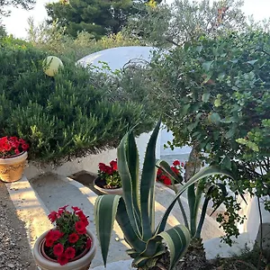 Guidaloca Aparthotel Scopello (Sicily)