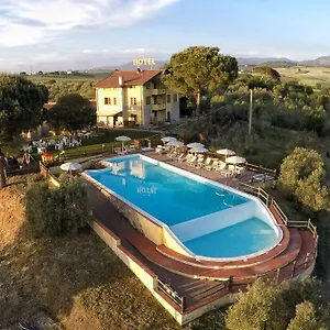 3* Hotel Tenuta La Lupa
