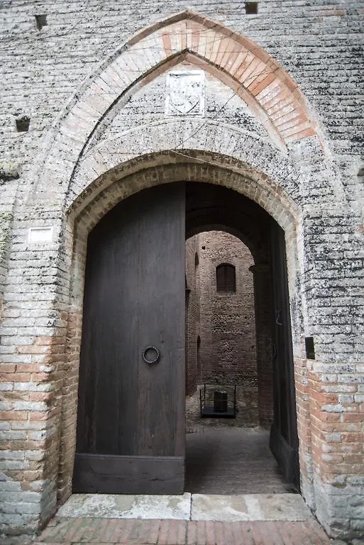 Castello Delle Quattro Torra Bed & Breakfast Val di Pugna 0*,